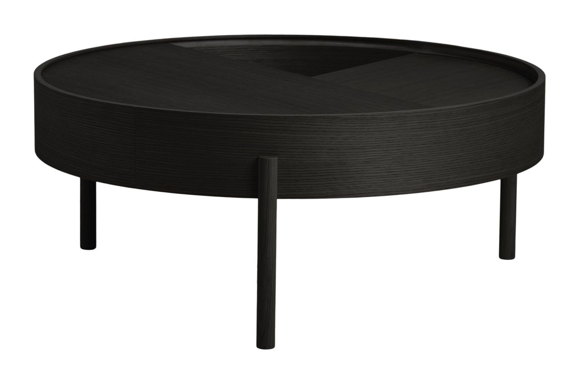 Schwarzer Arc Coffee Table von Woud, runder Holztisch mit drei Beinen.